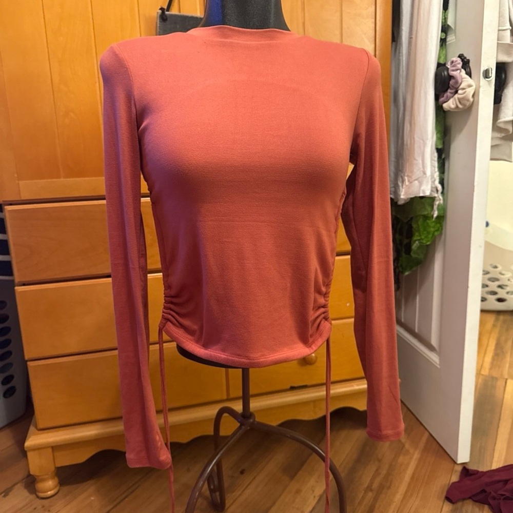 Heart & Hips Mauve Open Back Tie Top — Long Sleeve Soft Stretch Blouse S